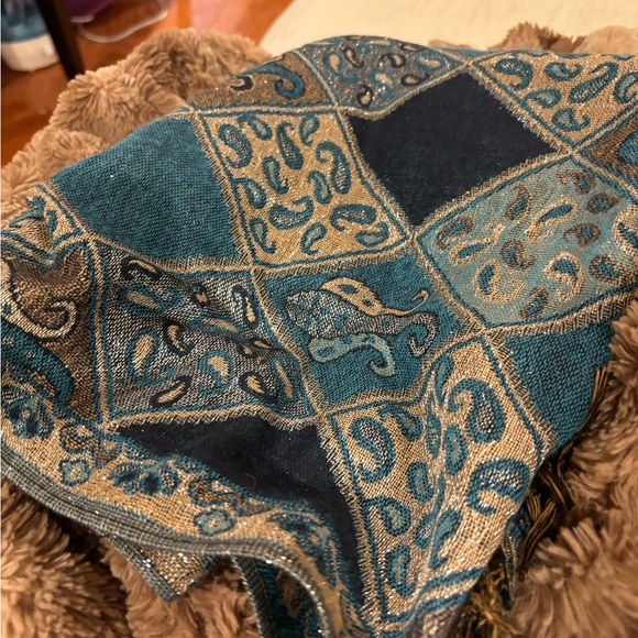 Wrap scarf new without tags blue with gold - Picture 1 of 2